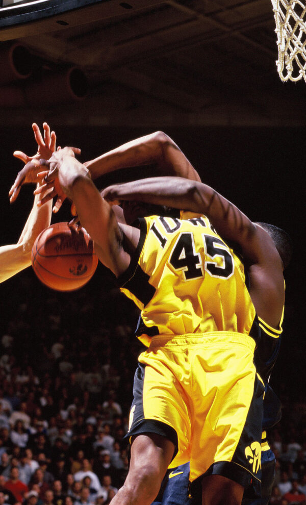 Iowa Hawkeyes basketball Kenyon Murray stuffed