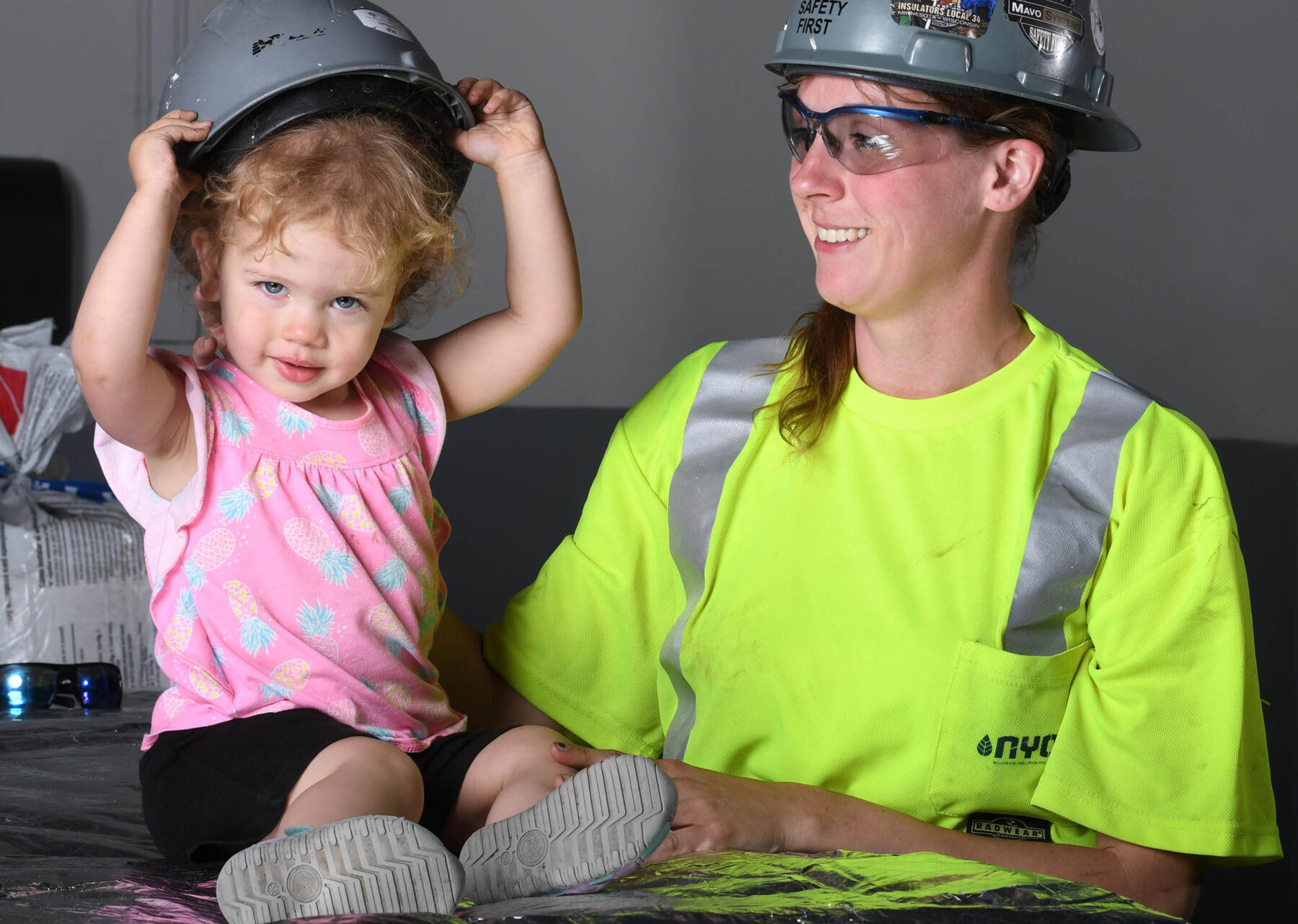 mother and daughter union insulators