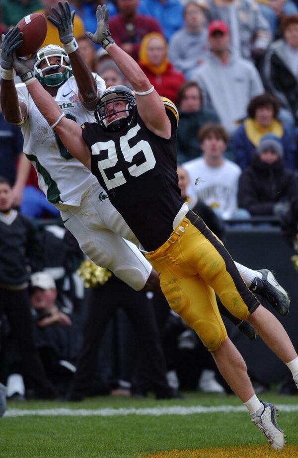Big 10 football white men can't jump 2002